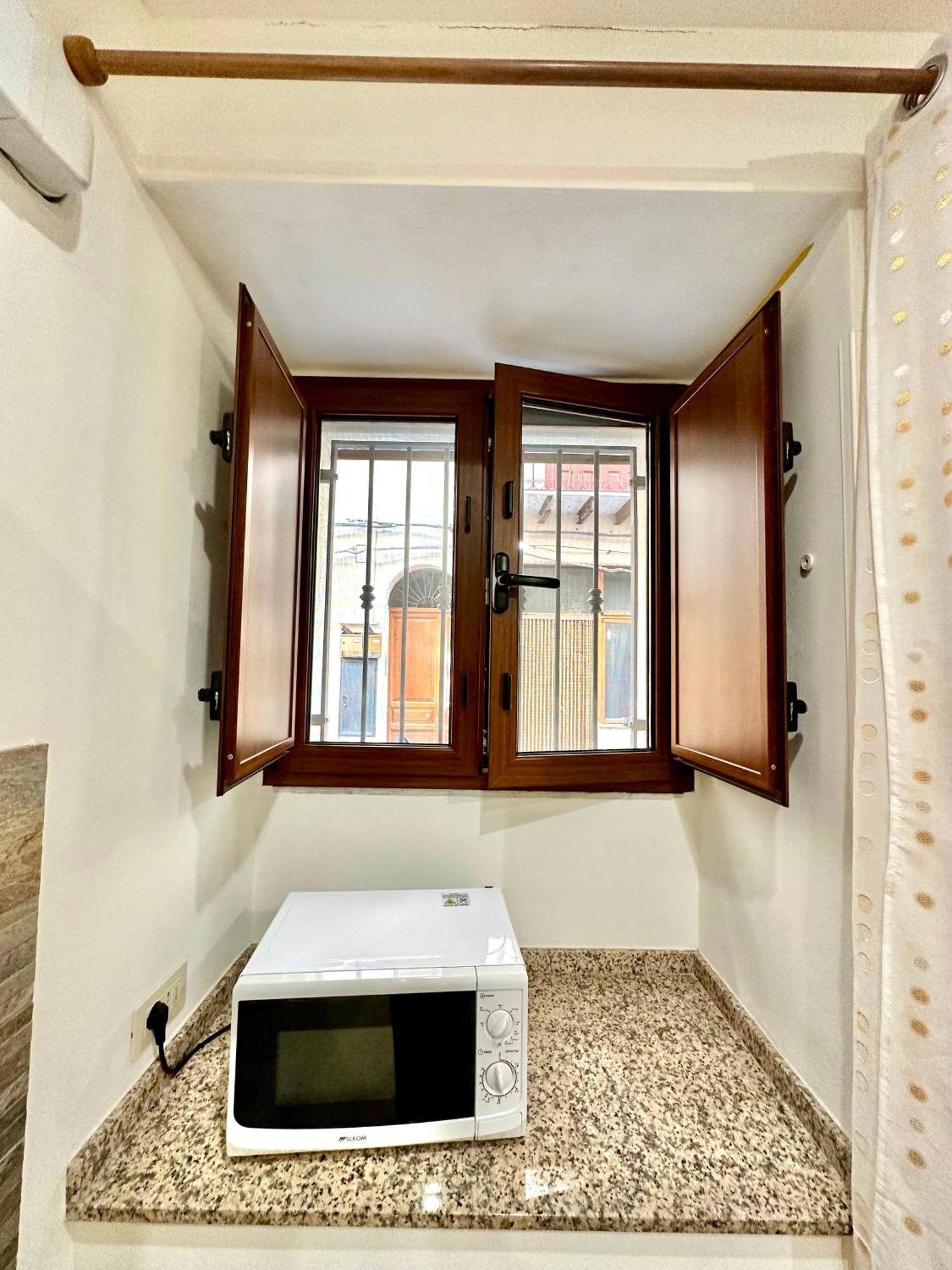 Il Rifugio Del Marinaio By Housilia Apartment เชฟาลู ภายนอก รูปภาพ
